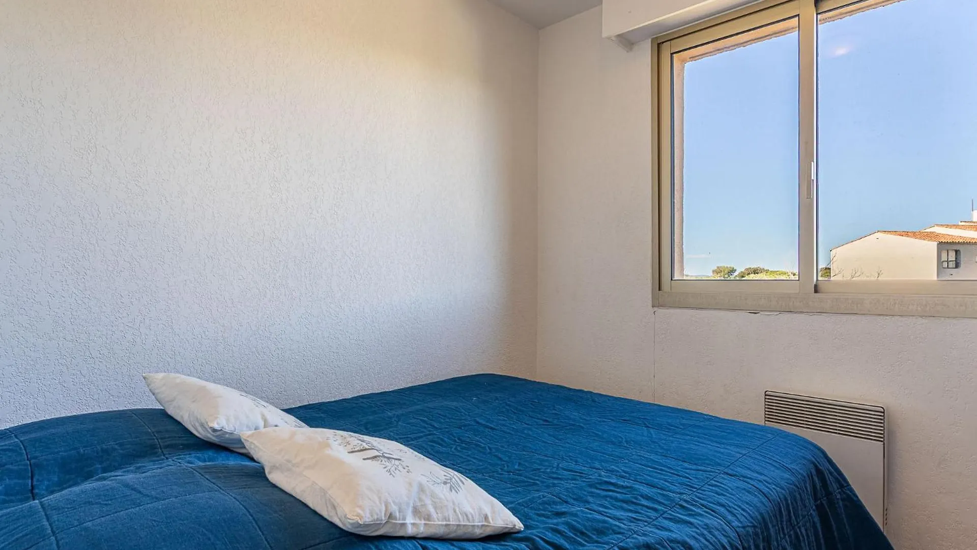 Apartment Les Regates-7 By Interhome Hyères